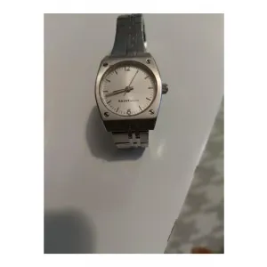 발리 여성용 명품시계